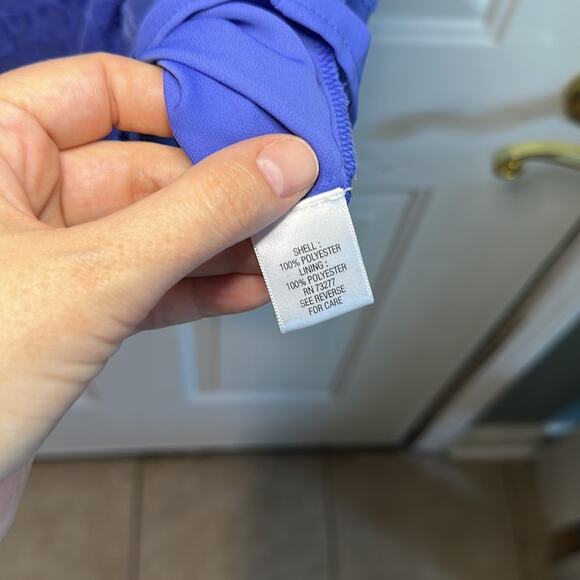 Dana Buchman Women’s Floral Asymmetrical Blue Tank‎ Top Large - Picture 6 of 6